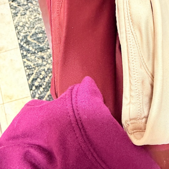 GAP Logo Hoodie - Picture 10 of 10